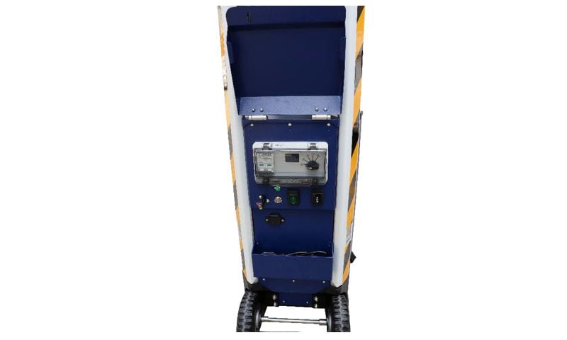 Mobilni hibridni LED rasvjetni stup LMR3x100RF-Hybrid (300W, baterijski) - Slika 5